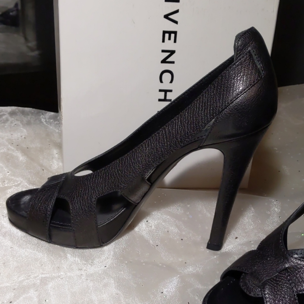 Givenchy Black Malabar Heel - Picture 5 of 14